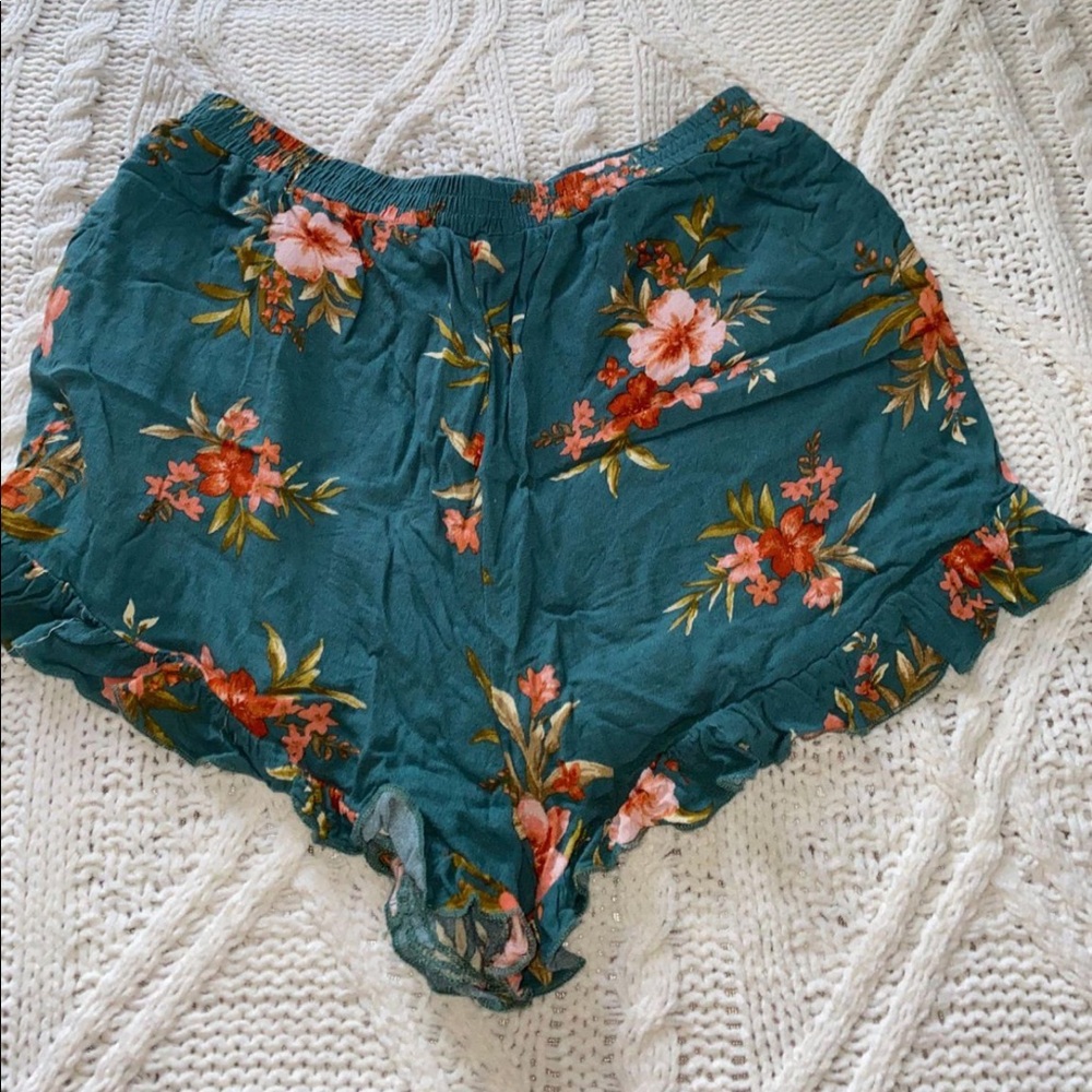 American Eagle Outfitters Shorts - Picture 2 of 4